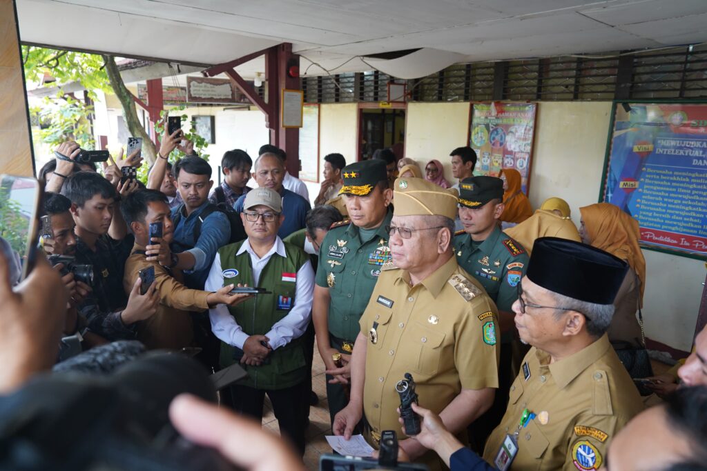 Pangdam dan PJ Gubernur Tinjau Pelaksanaan Program MBG