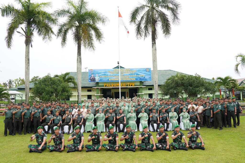 Paldam XII/Tpr Terima Kunjungan Kerja Kapuspalad