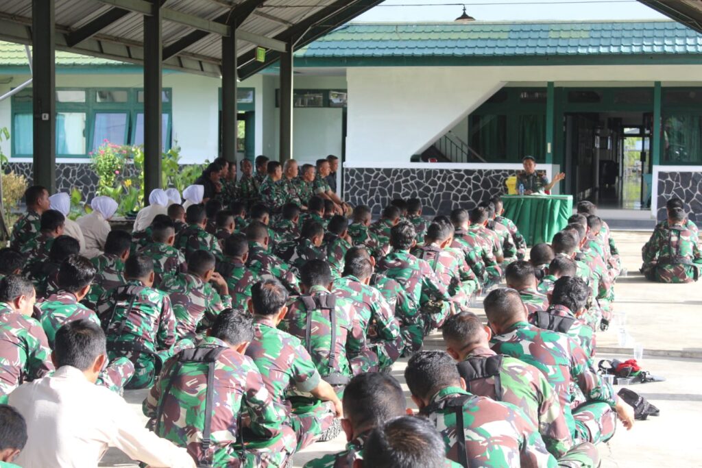Dandim 1202/Skw Akan Tindak Tegas Anggota Yang Terlibat Aktivitas Ilegal